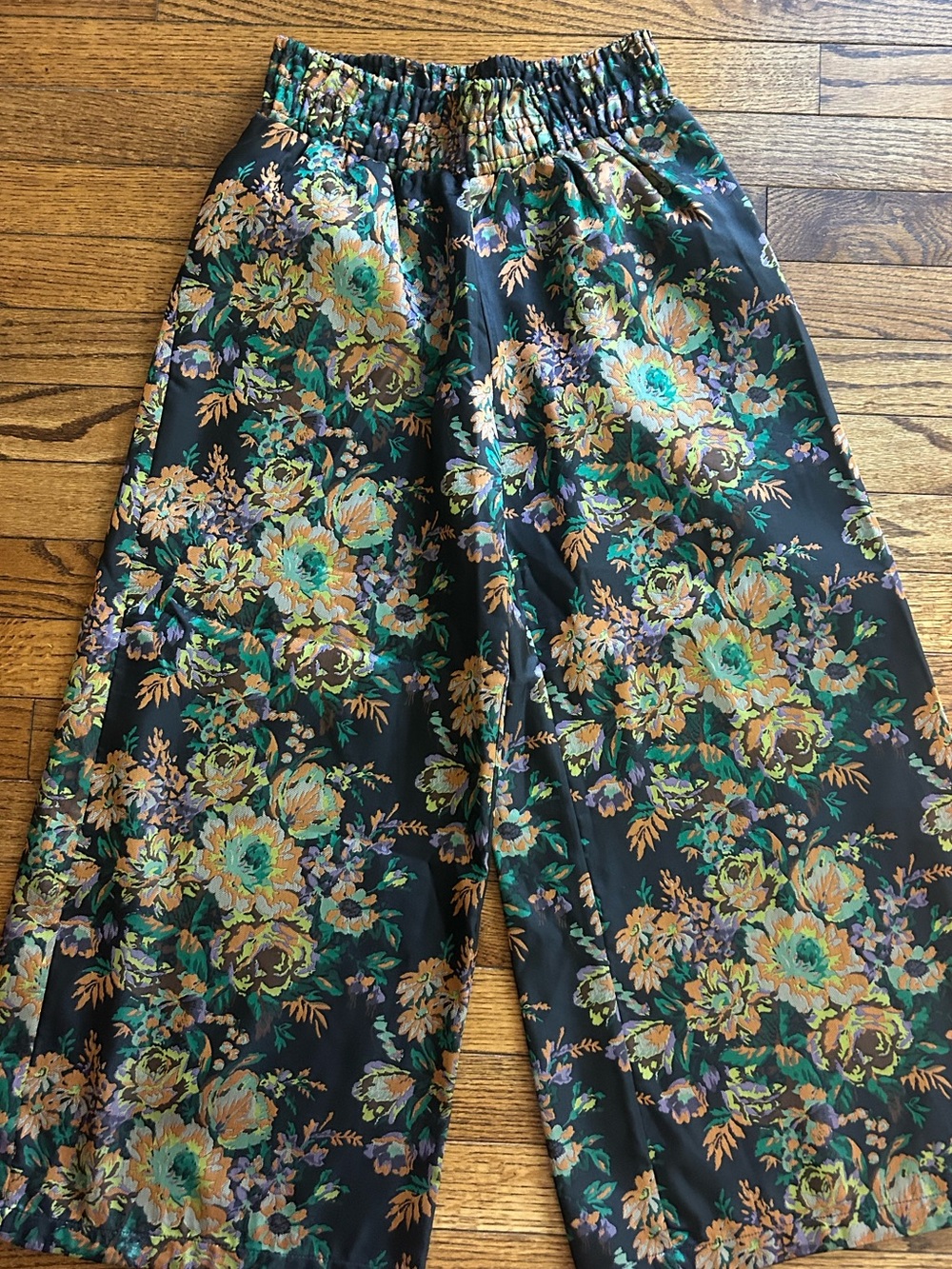 Anthropologie Black Floral Wide-Leg pants NWT